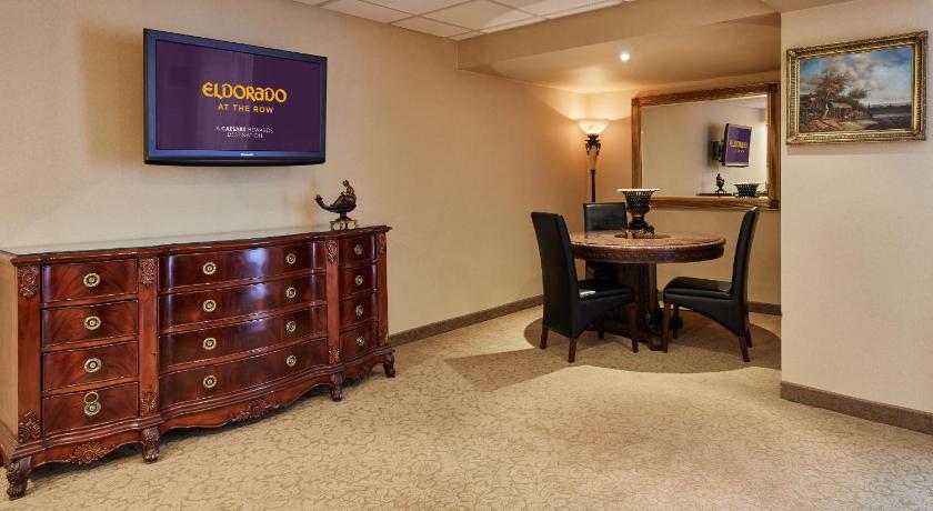 Image of Studio Suite King Non-Smoking 10
