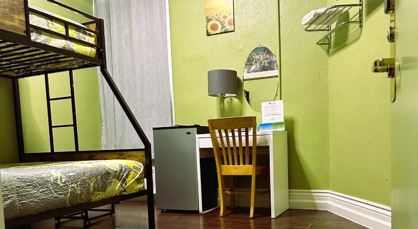 Imagen de Habitación Familiar con baño compartido (Family Room with Shared Bathroom) 3