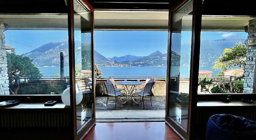 Villa NELLA VARENNA back to 70'