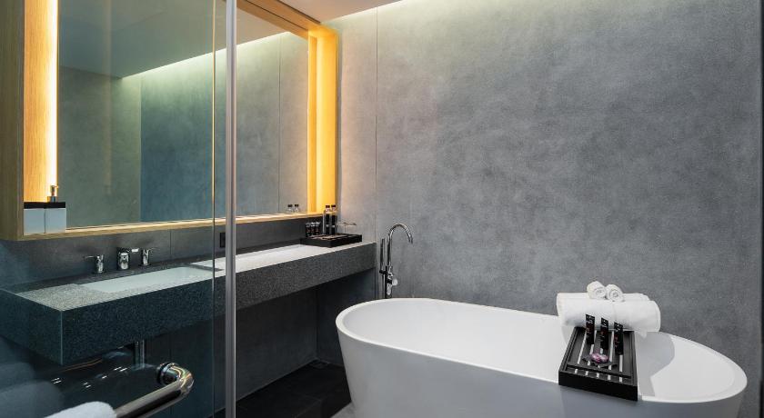 Oceanphere Pattaya Villa by Elite Suites - image 32