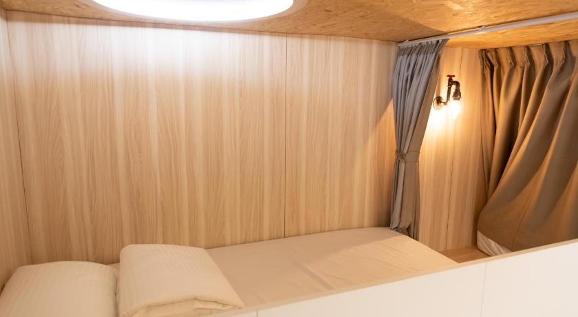 Image of Bed in 6-Bed Mixed Dormitory Room 1