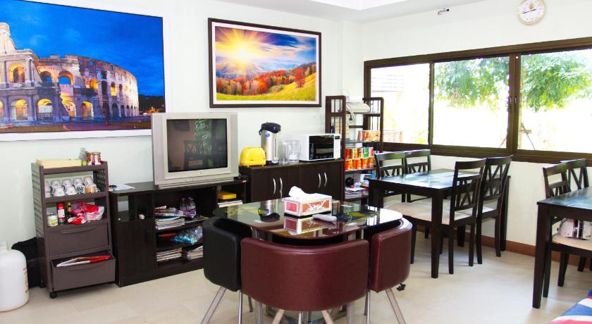 Banlanna Hotel Lampang photo