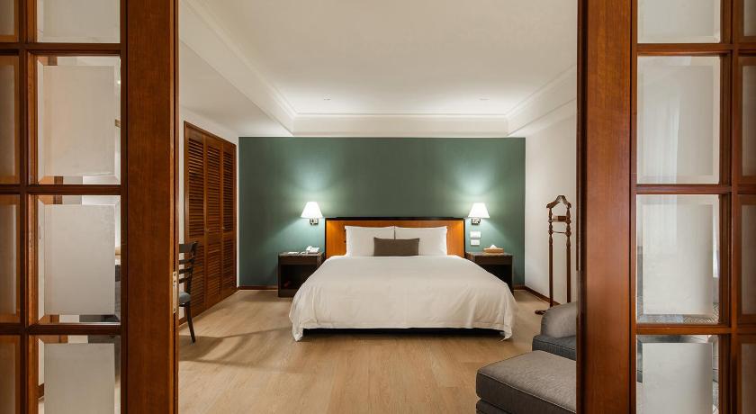 Hotel National - image 31