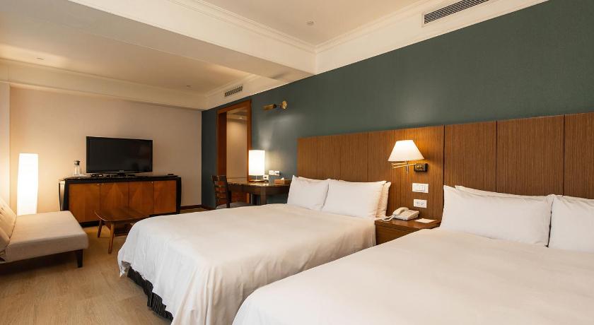 Hotel National - image 36