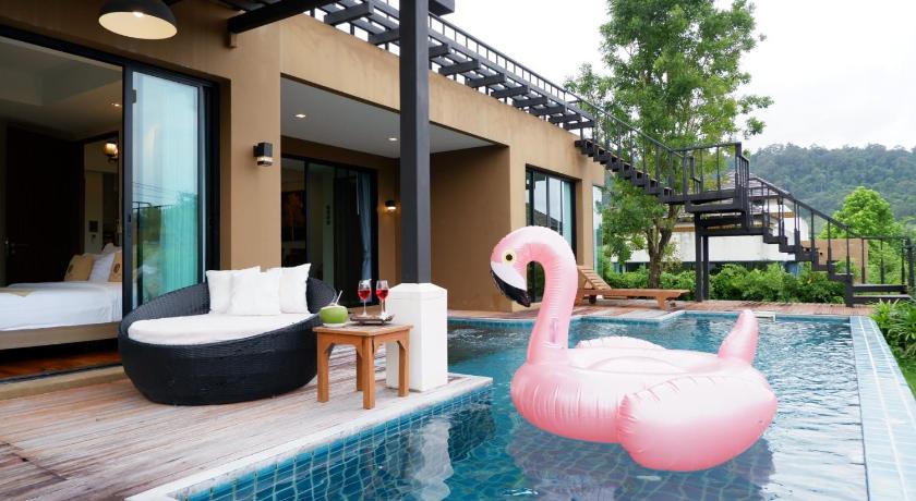Image of Deluxe Villa 12