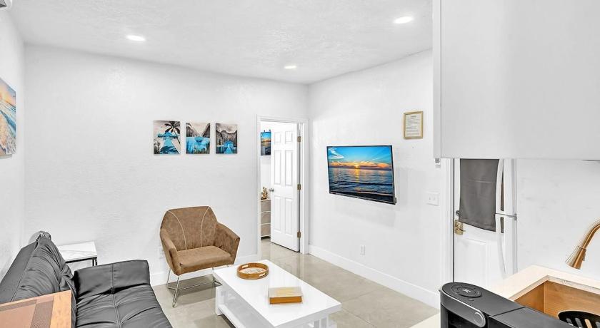 Boutique One Bdrm Close To Aventura Mall & Beach