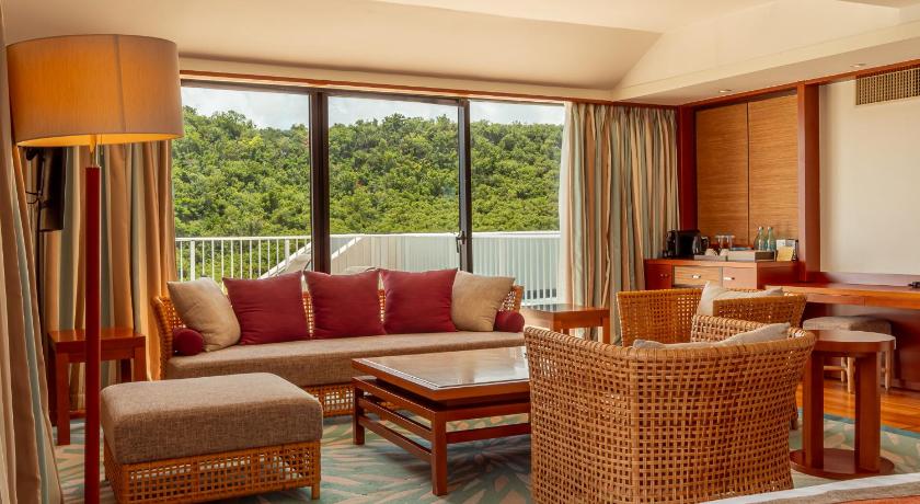 オーシャンフロント　プレミアスイート　大晦日の花火ビュー (Ocean Front Premier Suite - NYE Fireworks Guaranteed view)の画像 8