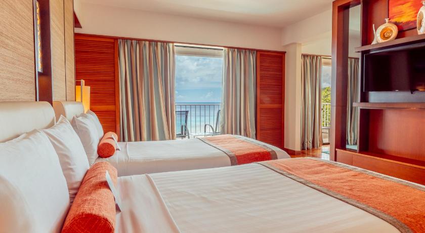 オーシャンフロント　プレミアスイート　大晦日の花火ビュー (Ocean Front Premier Suite - NYE Fireworks Guaranteed view)の画像 10