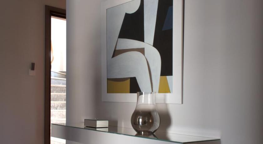 Athens Boutique Apartments - image 8