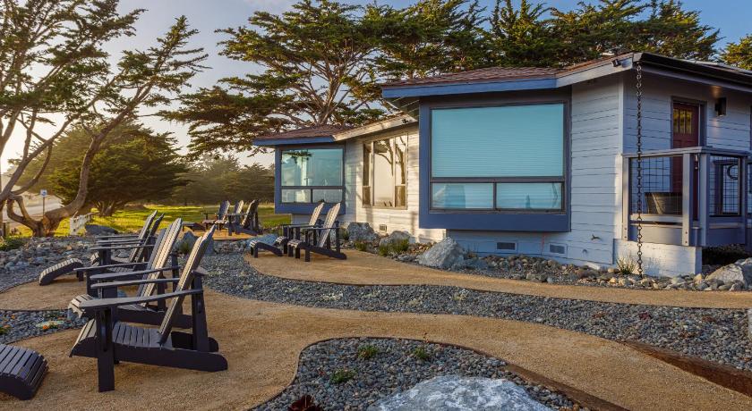 Cambria (CA) Windrush Inn - Cambria 4-Star Accommodation view