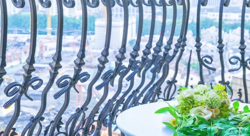 Shanghai Shanghai Sunshine House - family friendly suite - near the Bund & Yu Garden Single Room pool