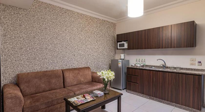 Al Tayeb Hotel - image 2