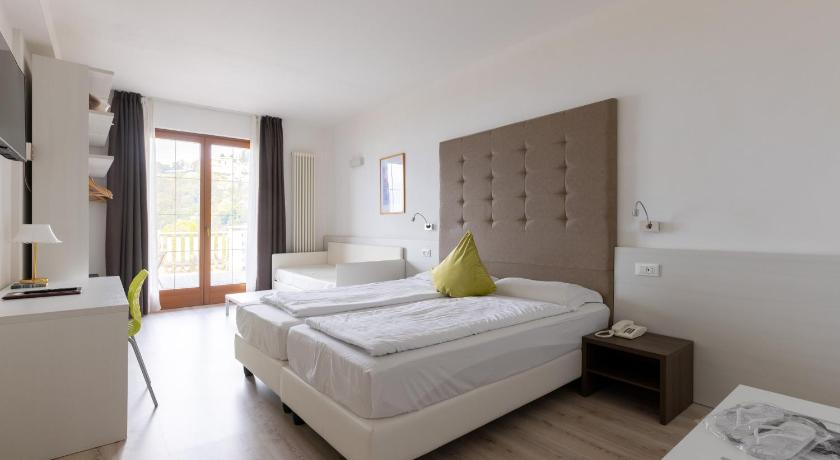 Image of Junior Suite with Terrace 0