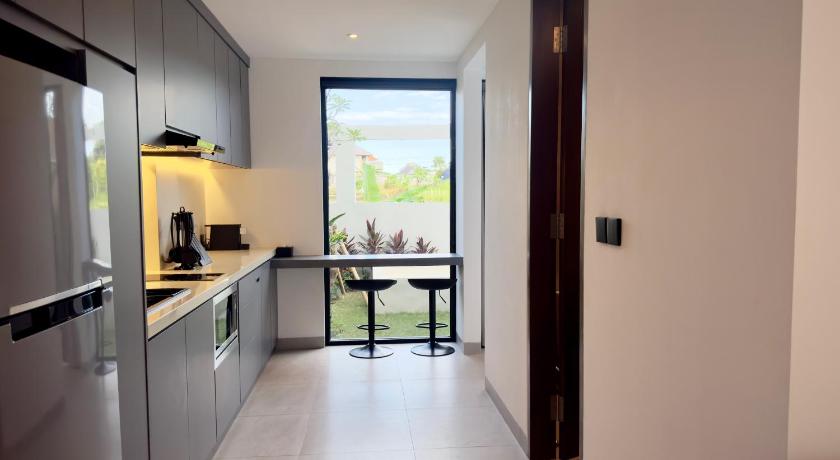 The R Apartment Pererenan - image 31