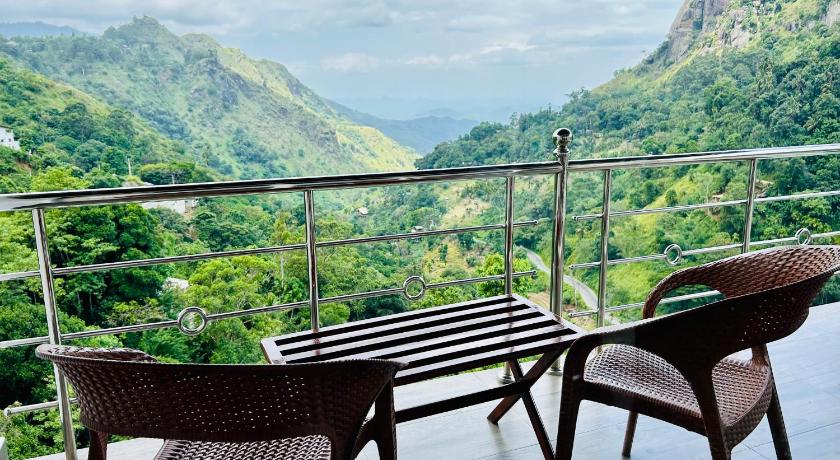 Ellas Edge Resort - image 4
