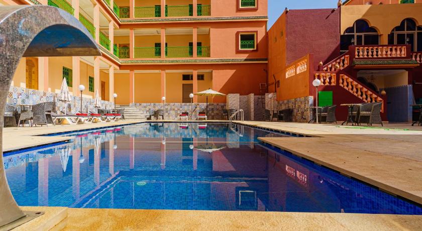 ティンギル HOTEL LA VALLEE DES KASBAHS CHEZ ILYAS 3つ星 ホテル 外観