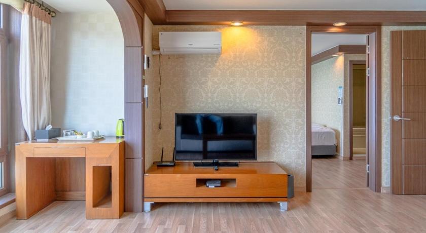 Image of Quadruple Room 5