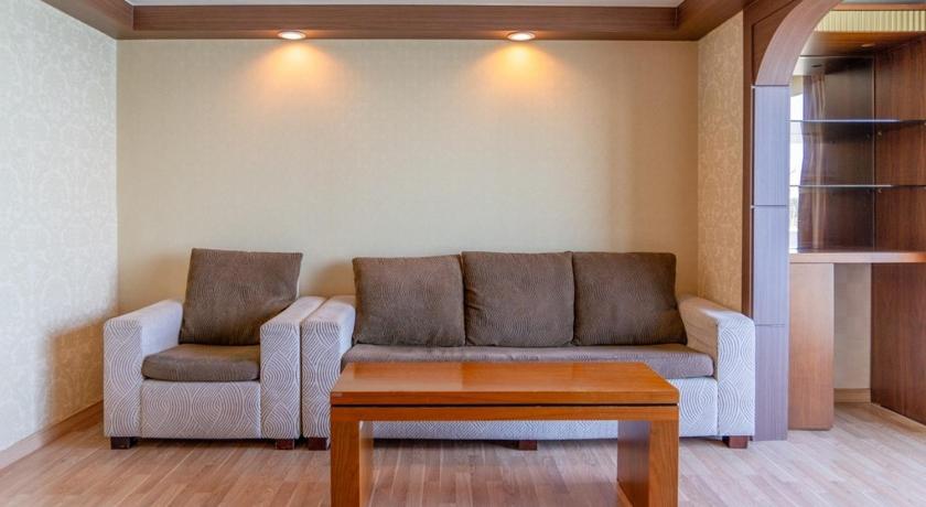 Image of Quadruple Room 9