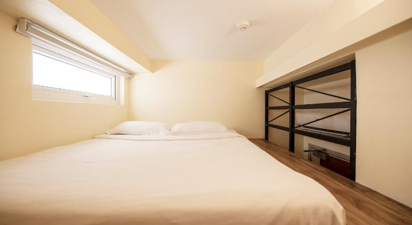 Image of Superior Loft 6