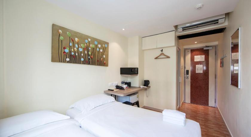 Image of Deluxe Twin Room 9