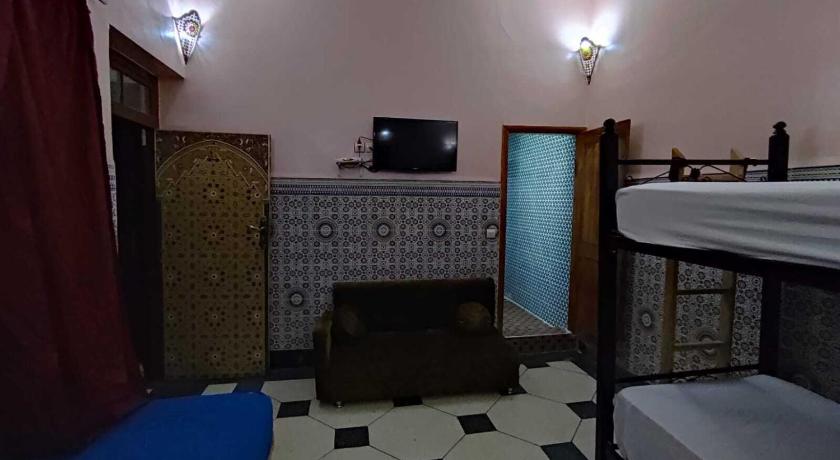 Image of Deluxe Family Room 15