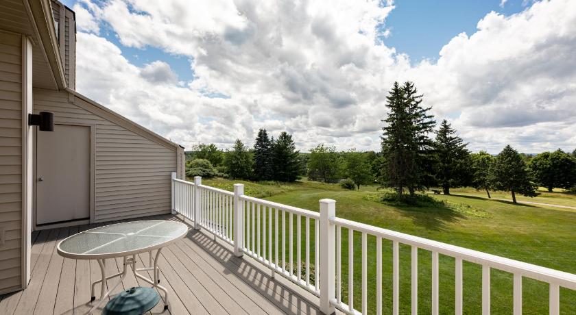 애크미 (MI) Valleyway Getaway Golf AC 2 Beds + Baths 3성급 숙소 레스토랑