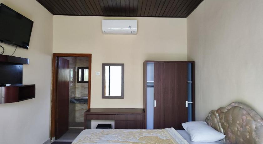 Adus Beach Inn - image 25