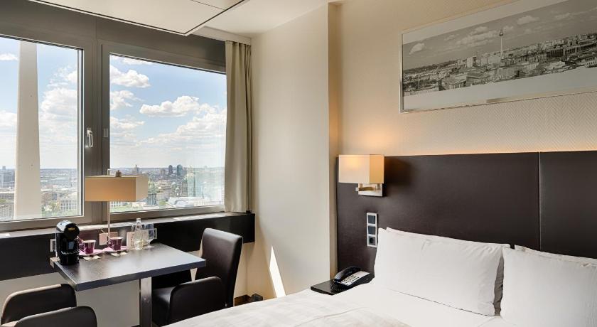 Immagine di Camera Standard Vista Città (Standard Room City View) 7