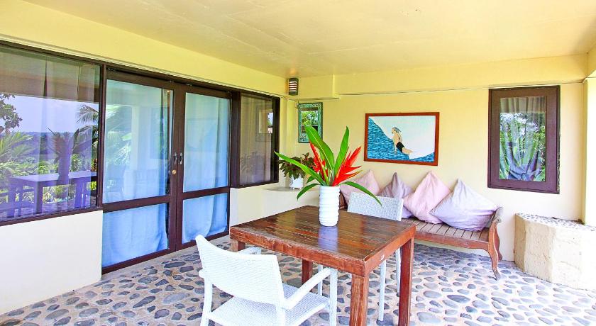 Image of Family Suite with Free Use of Golf Course 6