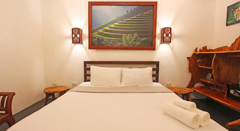 Image of Deluxe Suite with Free Use of Golf Course 3