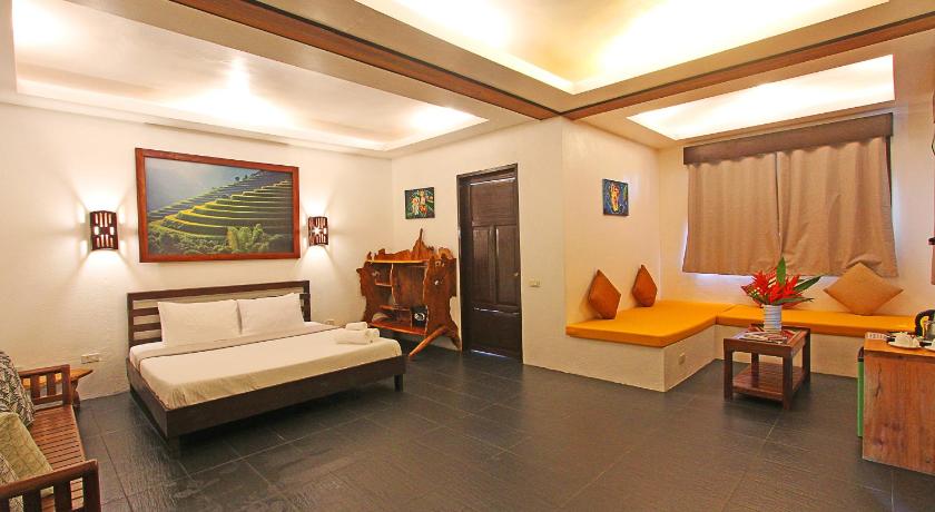 Image of Deluxe Suite with Free Use of Golf Course 4