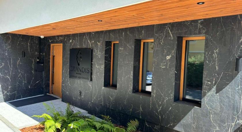 GRANDIS Premium Apartments
