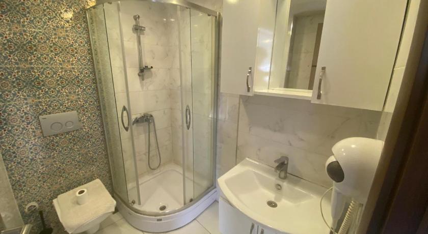 R&W Suites - image 12