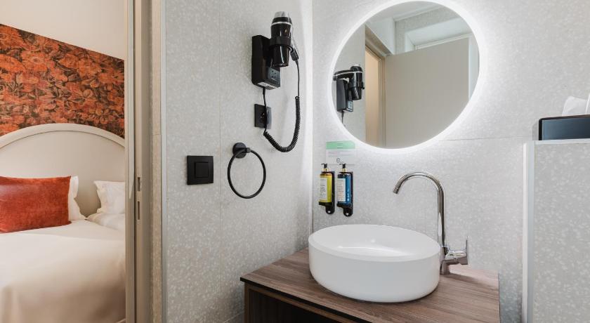Bild av Tvåbäddsrum (Twin Room) 12