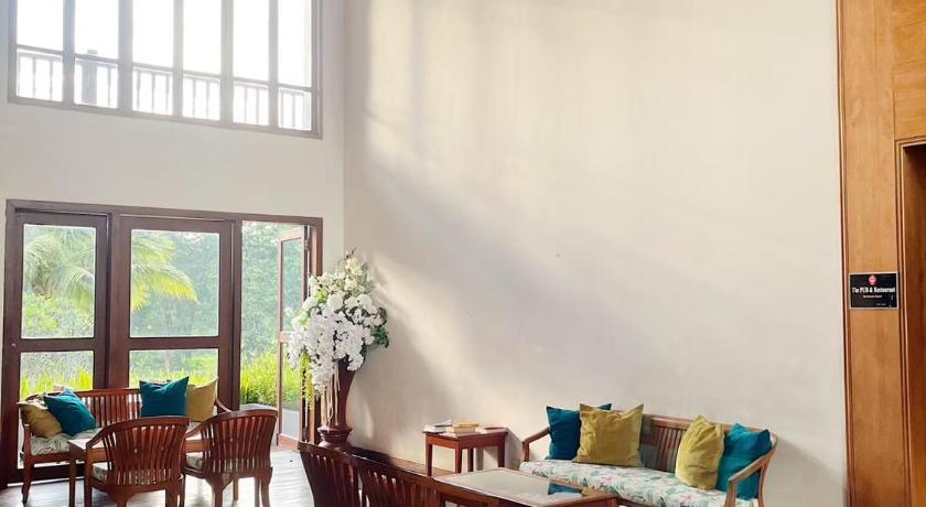 メーホンソン Riverhouse Resort 3つ星 ホテル 外観