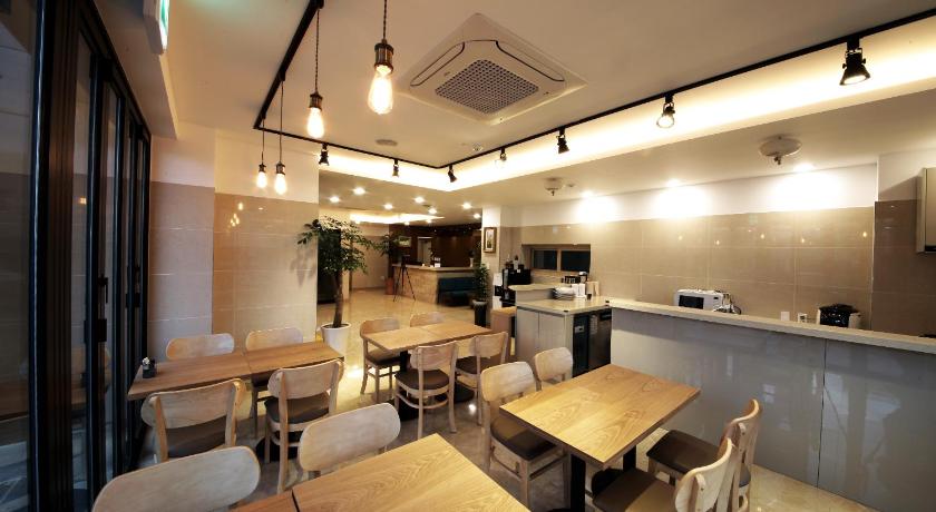 제주 하버 호텔 제주 (Harbor Hotel Jeju) 2성급 호텔 수영장