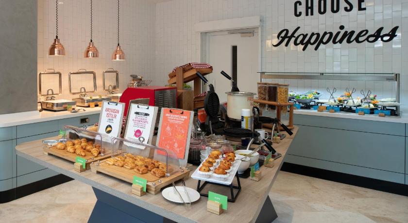 Hampton by Hilton Istanbul Merter - image 4