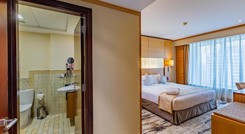 Image of Classic Suite 7