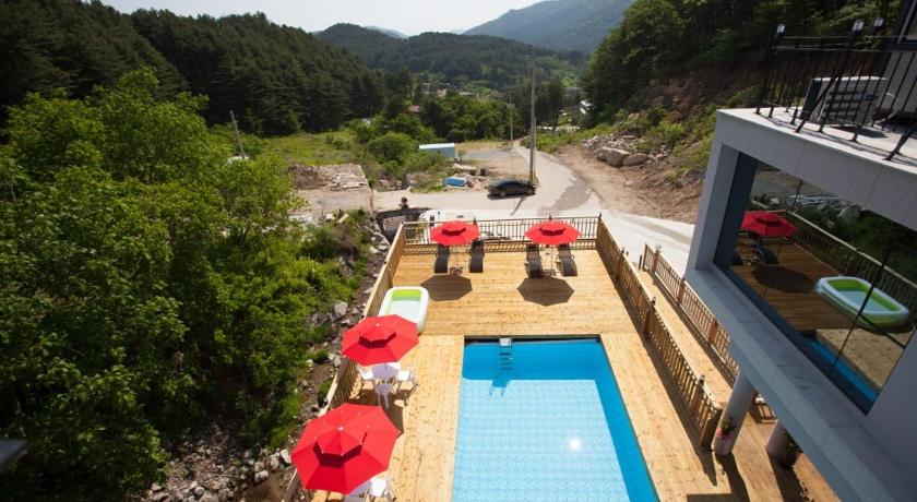 Gapyeong Gapyeong The Most Pension 2-Star Guesthouse pool