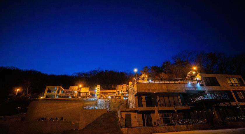 杨州 Yangju Gray Castle Pension 3星级 民宿 泳池