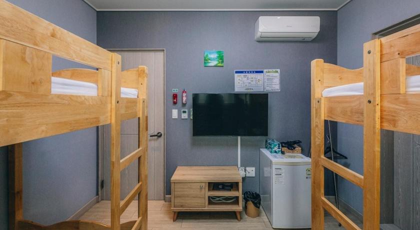 群山 Guest House Yeojung 3つ星 ゲストハウス 外観