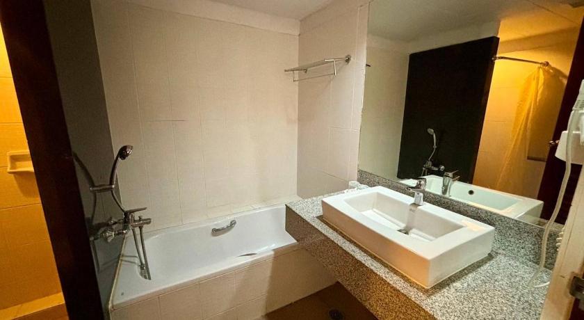 Image of Family - 2 Rooms 2
