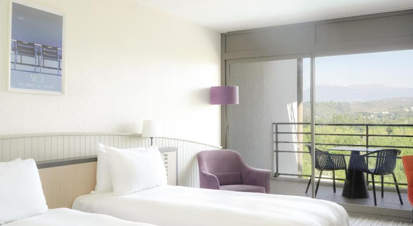 Image of Superior Twin Room 0