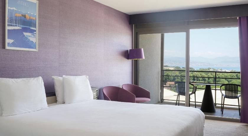 Image of Double Room with Sea View 0