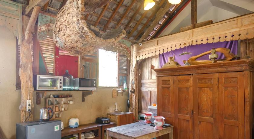 TwoSpaces Living at Wave And Chill House Canggu - image 41