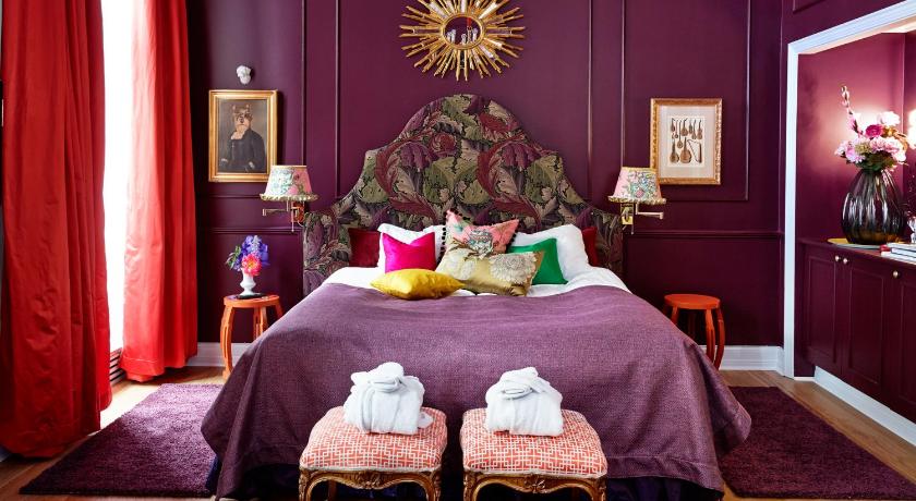 Image of Signature Suite 6