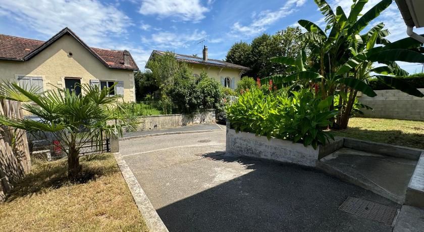 Villeneuve-sur-Lot Villa des palmiers 4-Star Single Room suite