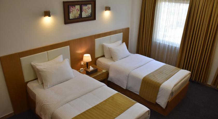Hayali Suites Hotel photo