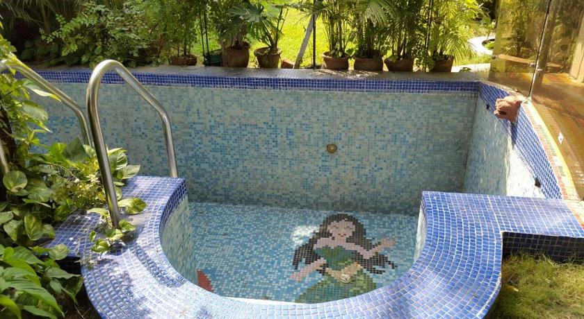 Petite Homestays photo