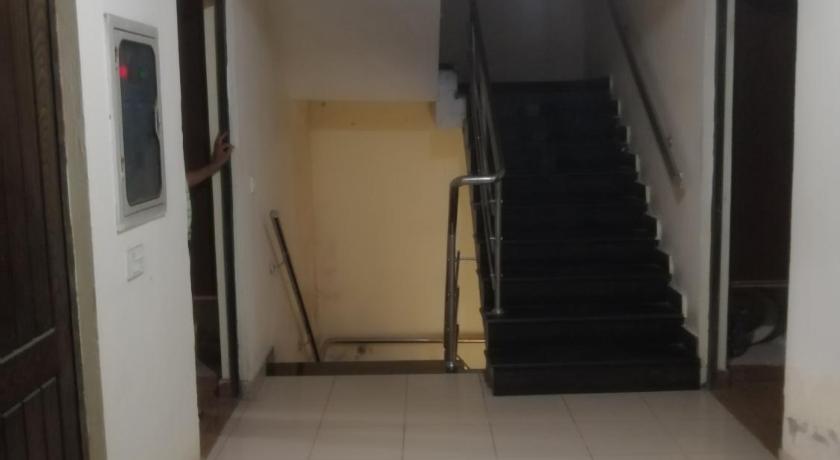 Fortville Hotel - image 17